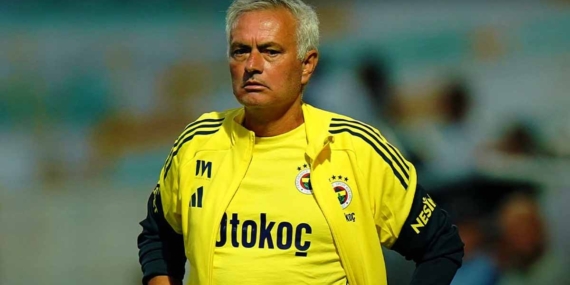 Mourinho: Benfica maçında Feyenoord kadrosuyla sahaya çıkacağız