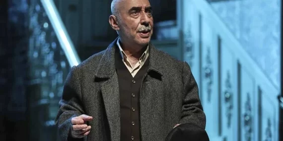 Usta oyuncu Şener Şen oyunculuğu bıraktı