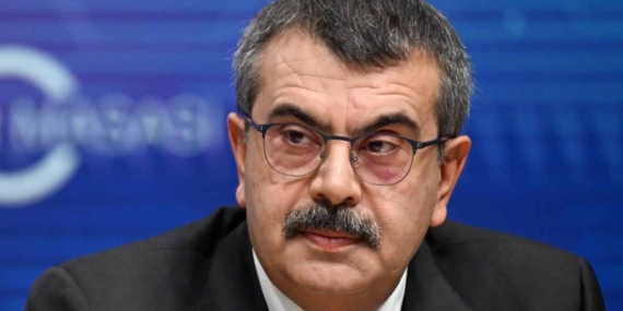 MEB Bakanı Tekin’den yabancı dil eğitimi eleştirisi