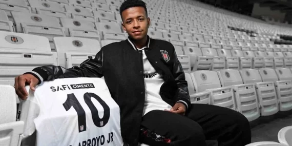 Fortaleza, Beşiktaşlı Keny Arroyo için devrede
