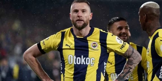 Jose Mourinho, savunmaya sadece Skriniar’ı istiyor