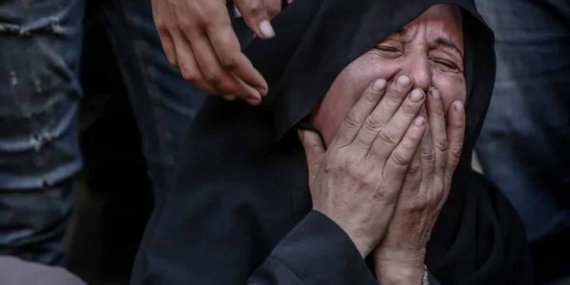 AB Komiseri: Gazze’de tüm göstergeler soykırımı kanıtlıyor