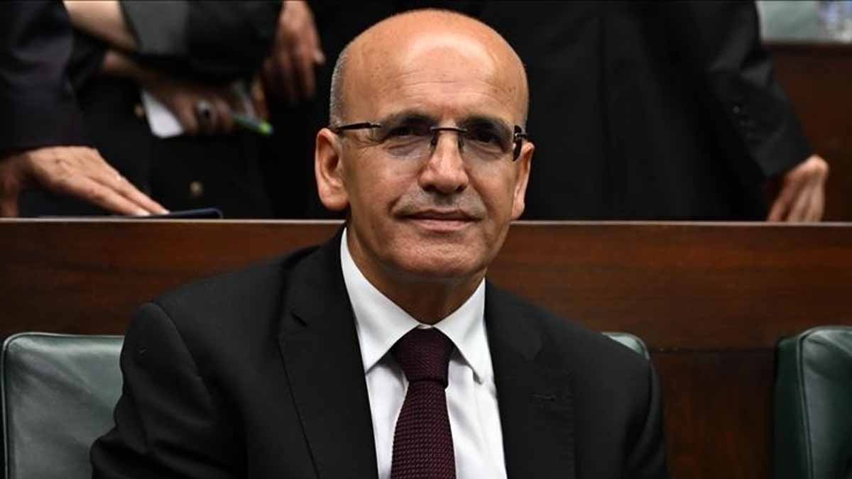 Bakan Şimşek: Kayıt dışı zenginlerden daha fazla vergi alacağız
