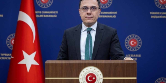 Özgürlük Filosu’ndaki Türk milletvekilleri yurda döndü