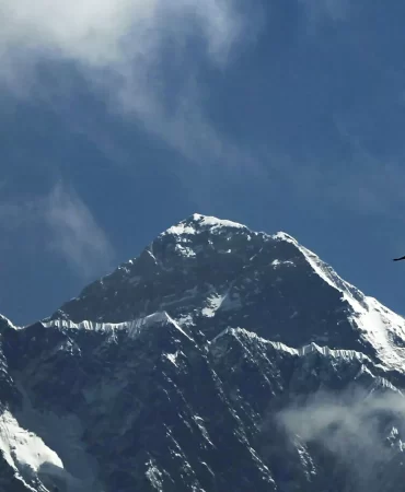 himalayalarda-cig-felaketi-7-kisi-hayatini-kaybetti
