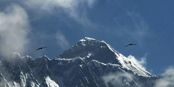 Himalayalar’da çığ felaketi: 7 kişi hayatını kaybetti