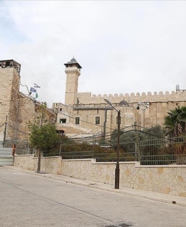 israil-sare-bayrami-bahanesiyle-harem-i-ibrahim-camisini-muslumanlara-kapatti