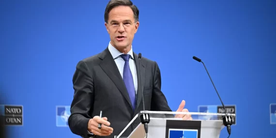 Rutte: Hava savunma sistemi sayısını beş kat artırmalıyız