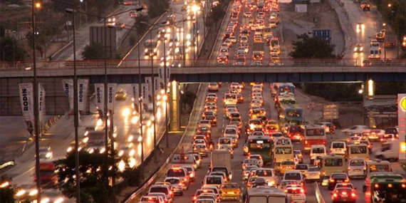 İstanbul trafikte dünya birincisi: 138 saat kayıp