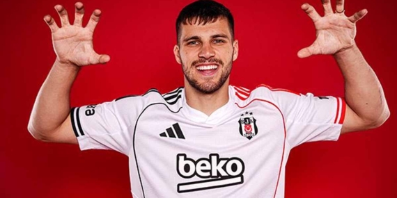 Beşiktaş’ta Jurasek krizi: Ayrılık için şartını sundu