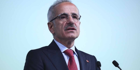 Bakan Uraloğlu: 15 yaş altına sosyal medya üyeliği istemiyoruz