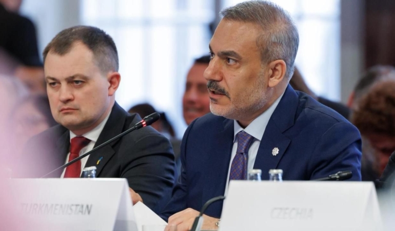 fidandan-viyanada-kritik-cagri-ab-fasillari-acilmali