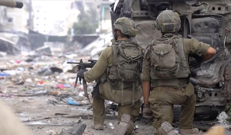 israil-ateskese-ragmen-sari-hat-disinda-bir-sivili-vurdu