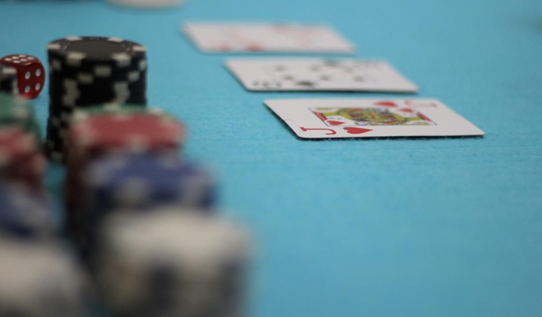 mickey-mouse-kamerasiyla-kumarhanede-12-milyon-dolarlik-vurgun