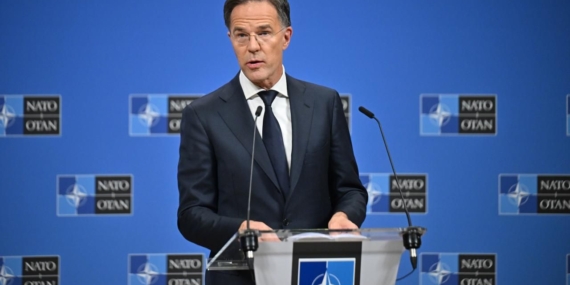 Rutte’den üyelik mesajı: İlkeler başka, gerçekler başka