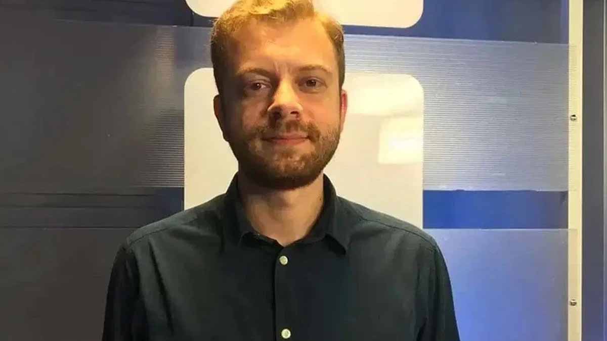 Emrah Gülsunar’dan tezat sözler: CHP eleştirilemez