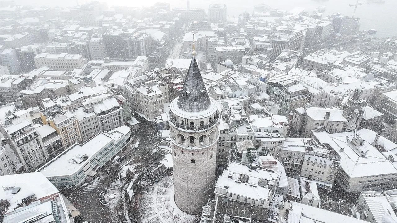 AKOM’dan İstanbul’a yeniden kar uyarısı