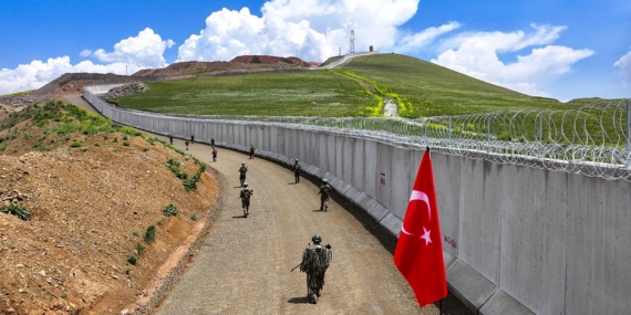 MSB: İran hududunda 553 kilometrelik hendek tamamlandı
