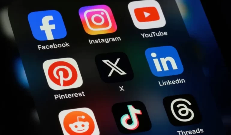 TikTok-Discord-YouTube-X-Instagram-ve-Facebook-hakkinda-inceleme-2-1140x641