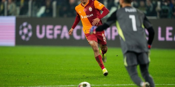 Galatasaray İtalya’da tarih yazdı: Cimbom uzatmalarda son 16’da!