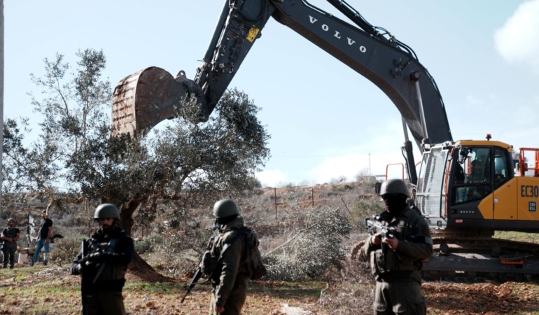 israil-agac-soktu-aa-2438358