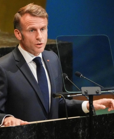 macron-in-un-reu-2400426