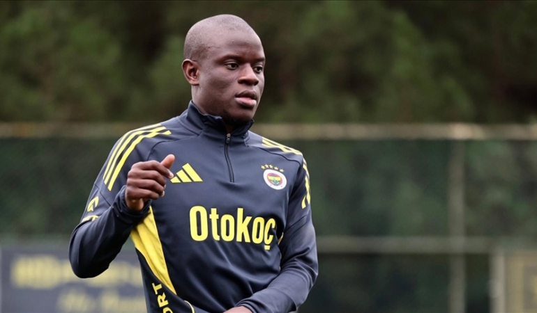 N’Golo Kante fenerbahçe’de ilk antrenmanına çıktı