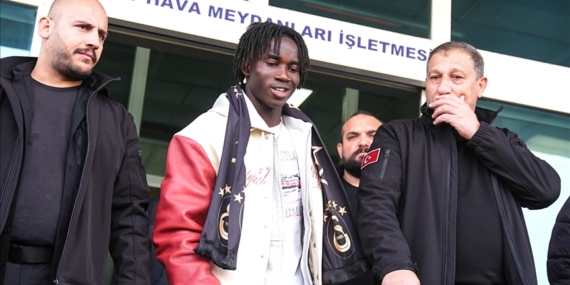 Renato Nhaga Galatasaray transferi için İstanbul’da