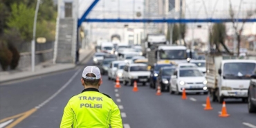 trafik-aa-2428049