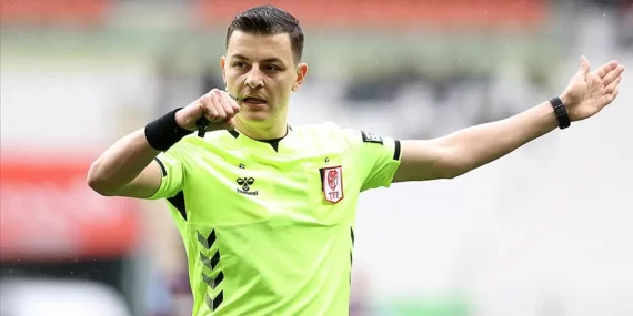 Beşiktaş-Galatasaray derbisinde düdük Ozan Ergün’de
