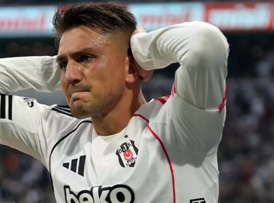 Beşiktaş taraftarlarından Cengiz Ünder'e tepki
