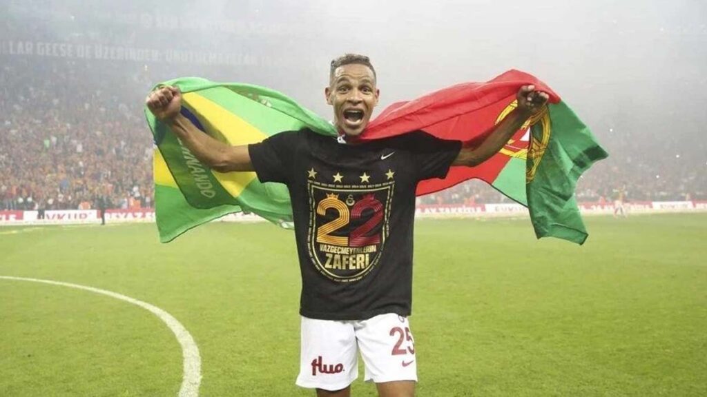 Fernando Reges profesyonel futbol kariyerini noktaladı