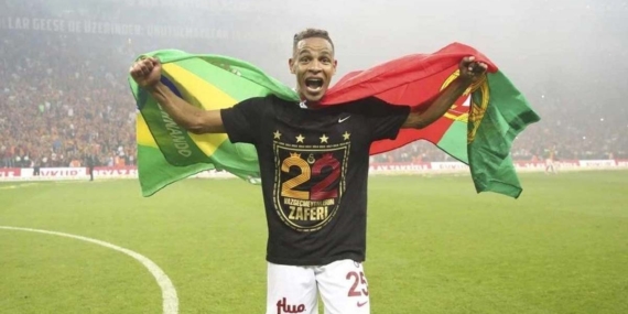 Fernando Reges profesyonel futbol kariyerini noktaladı