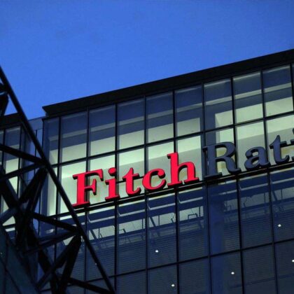 Fitch, Türkiye’nin kredi görünümünü durağana revize etti