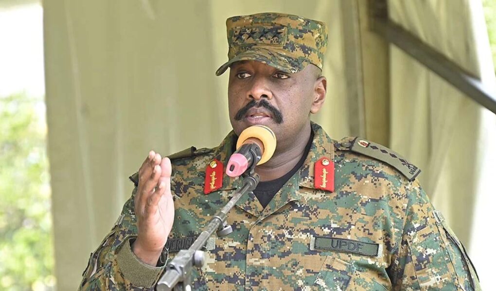 Uganda Savunma Komutanı skandal paylaşımlarını sildi