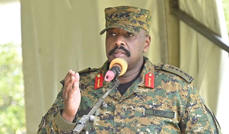 Uganda Savunma Komutanı skandal paylaşımlarını sildi