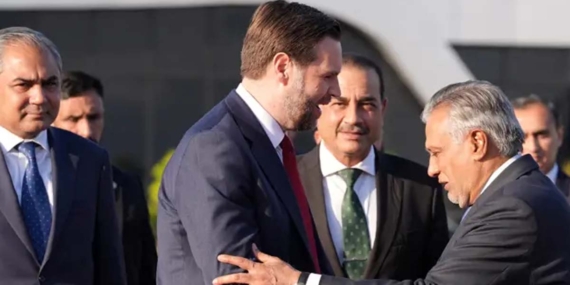 Trump’tan Hürmüz tehdidi: İran’a ödeme yapanları durdurun