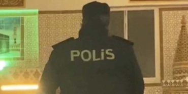 Osmaniye’de ilçe emniyet müdürü camide müezzinlik yaptı