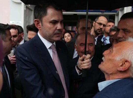 Murat Kurum şehit annesine verdiği ev sözünü tuttu