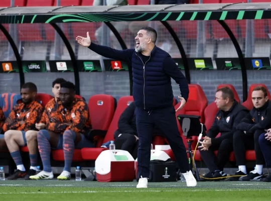 Arda Turan tarihe geçti: Shakhtar Konferans Ligi'nde yarı finalde