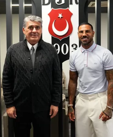 Beşiktaş'ta vefa buluşması: Quaresma'dan Adalı'ya ziyaret