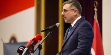 Çiftçi: Türkiye küresel dönüşümün merkezindedir