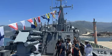 Deniz Kuvvetlerinden 23 Nisan'a özel 23 liman ziyareti