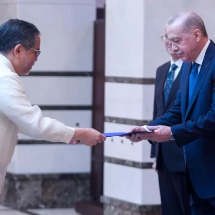 Erdoğan 5 ülkenin büyükelçisini kabul etti
