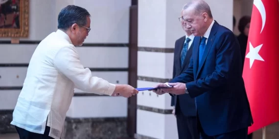 Erdoğan 5 ülkenin büyükelçisini kabul etti