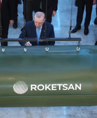 Erdoğan'dan ROKETSAN çıkarması: Tayfun Blok-4 füzesine imza