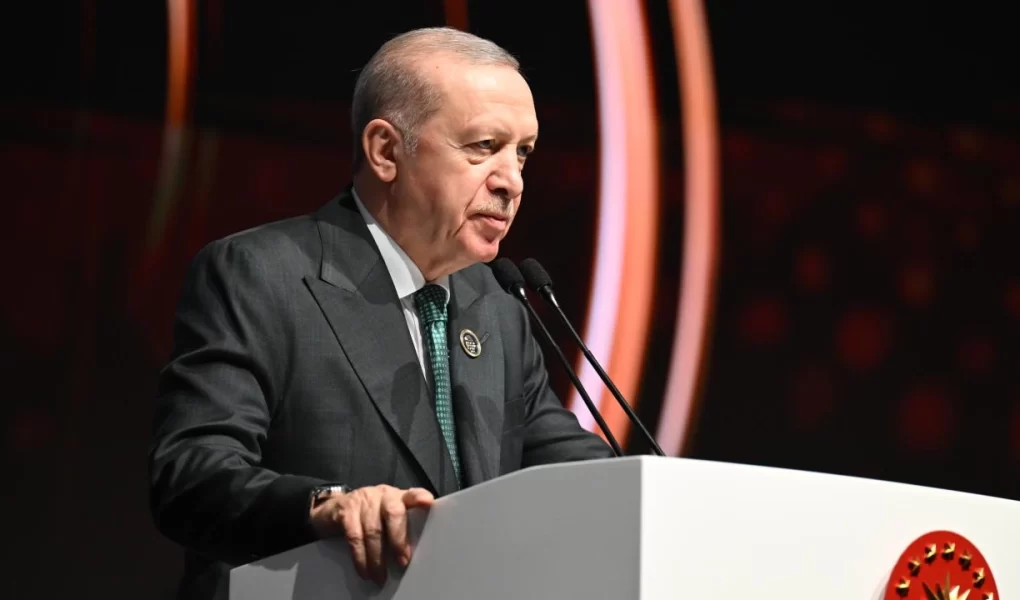 Erdoğan'dan şampiyon Fenerbahçe ve Beşiktaş'a tebrik