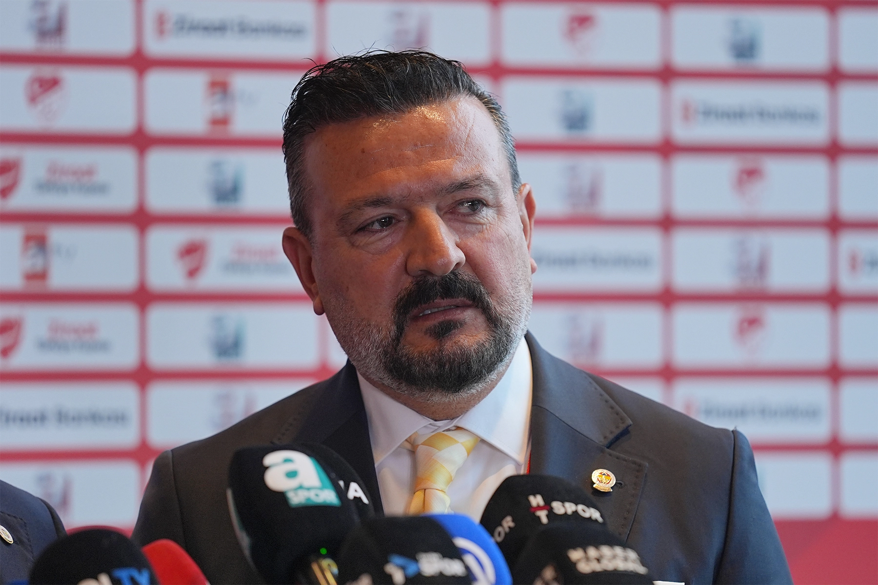 Fenerbahçe'den TFF'ye derbi için "tarafsız gözlemci" talebi