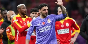 Gözyaşları sonrası Osimhen'den destek: Hatalar futbolun bir parçasıdır