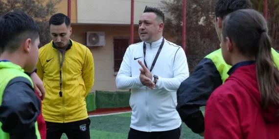 Hayali için memurluktan vazgeçti: Denizli’de bir başarı hikayesi